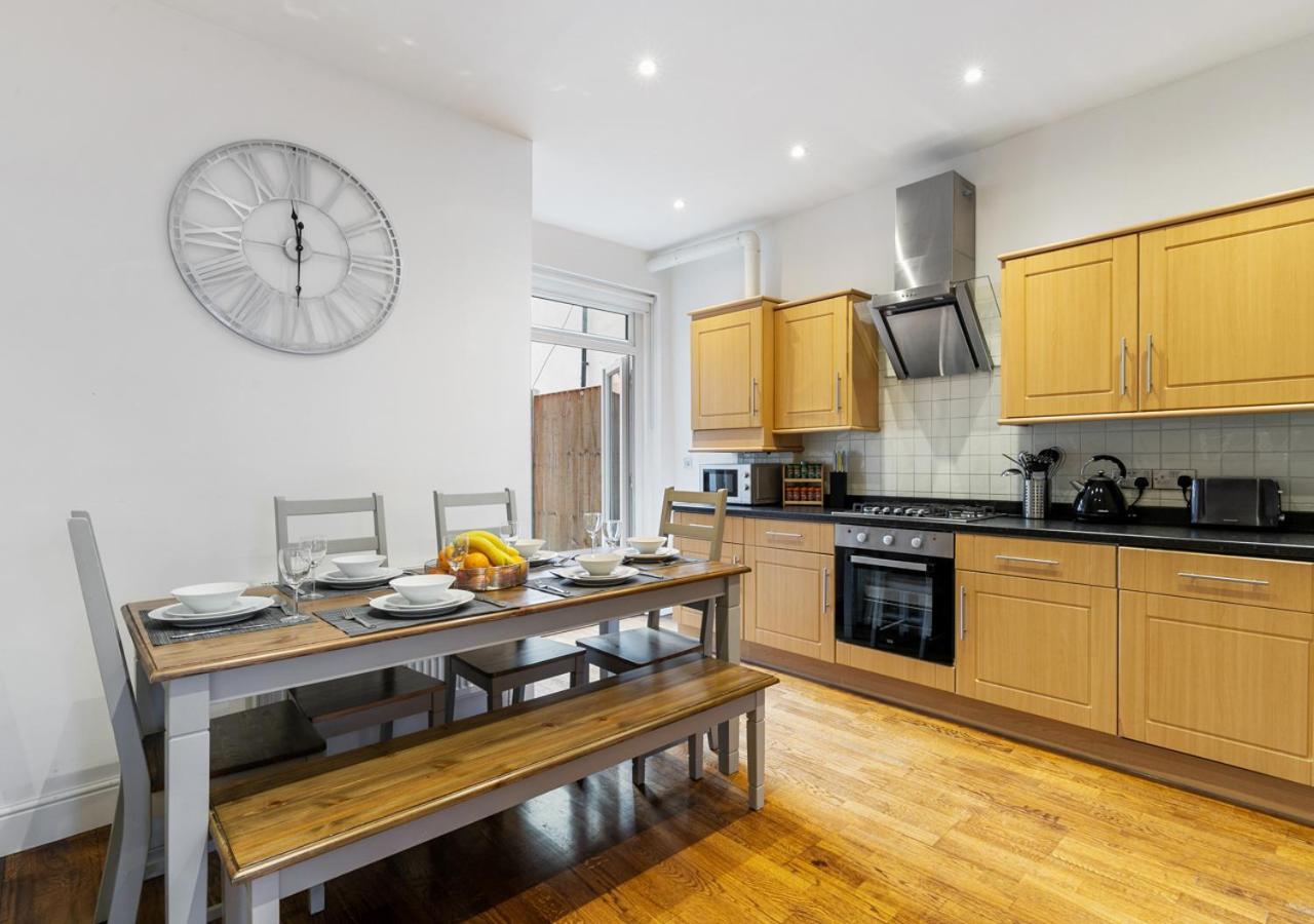 شقة Two Bed Flat In Bush Hill Park انفيلد المظهر الخارجي الصورة